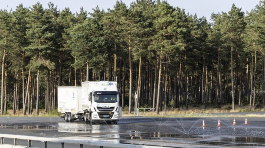 AUTOMATION FROM FREIGHT YARDS TO HIGHWAYS: ZF SHOWCASES AUTONOMOUS COMMERCIAL TRANSPORTATION SYSTEM SOLUTIONS